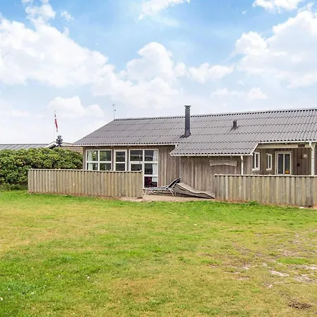 Сasa de vacaciones Bright Summerhouse Near Sea - By Traum *