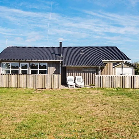 Bright Summerhouse Near Sea - By Traum Сasa de vacaciones *