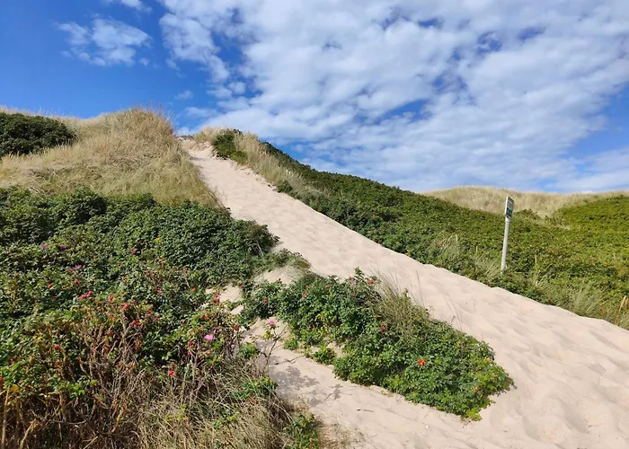 Holiday home Bright Summerhouse Near Sea - By Traum *